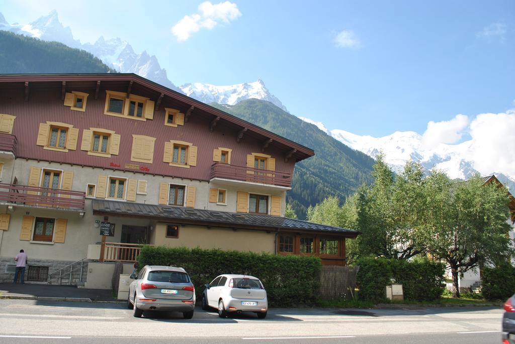 Fleur Des Neiges Hostel Chamonix Exterior photo